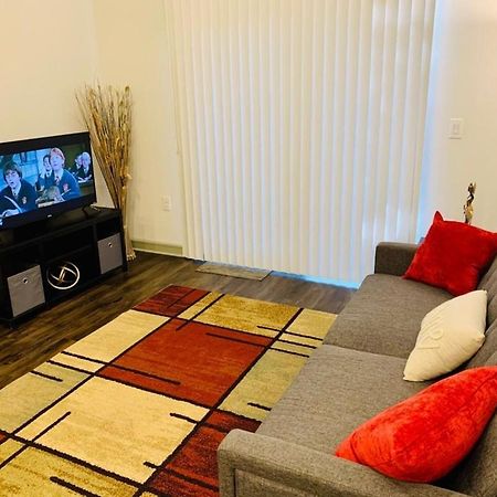 Downtown Apt Free Parking - Pool - Gym - Fully Kitchen Houston Luaran gambar