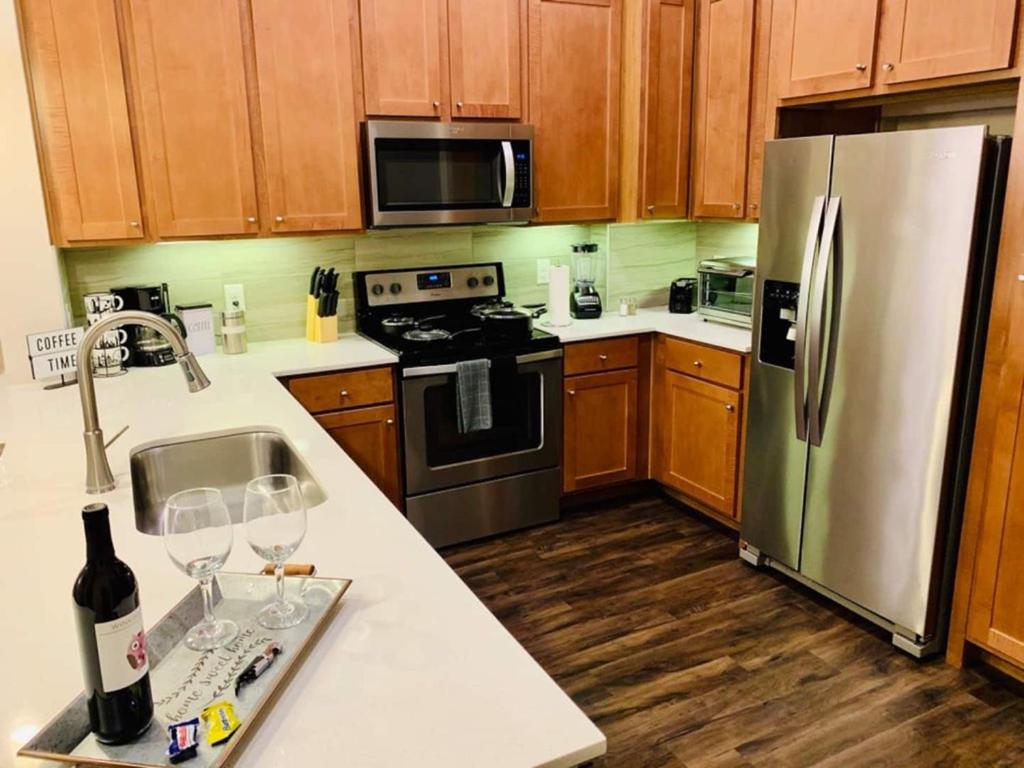 Downtown Apt Free Parking - Pool - Gym - Fully Kitchen Houston Luaran gambar