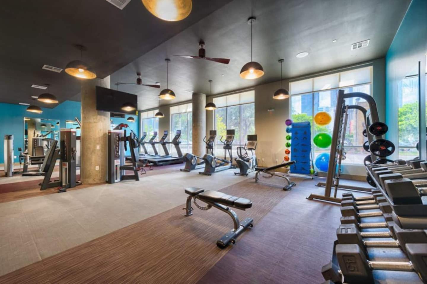 Downtown Apt Free Parking - Pool - Gym - Fully Kitchen Houston Luaran gambar